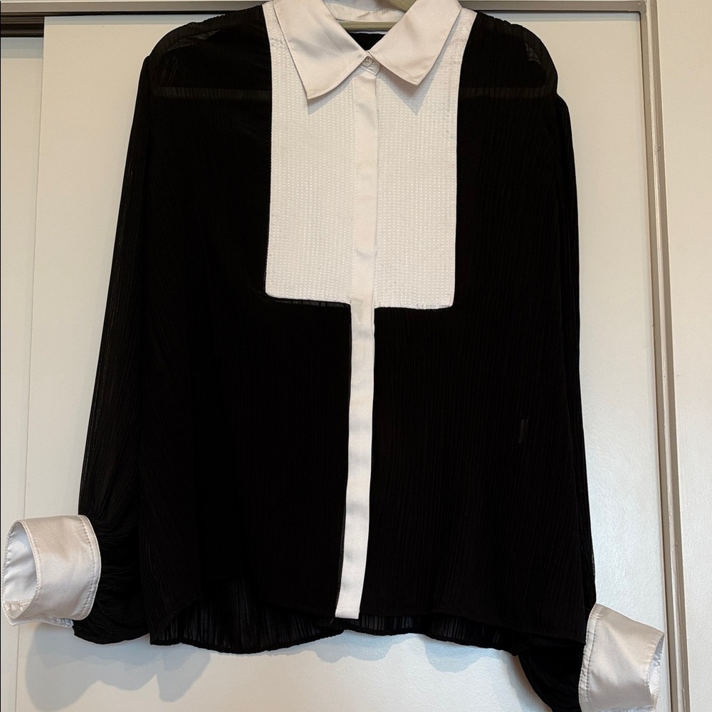 Zara Black and White Women's Top